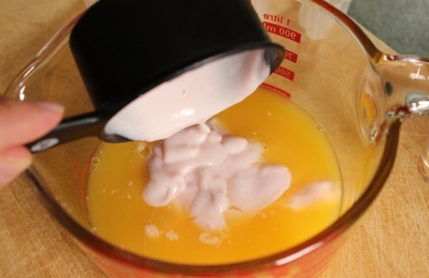 Frozen Yogurt Fruit Pop_Step 2